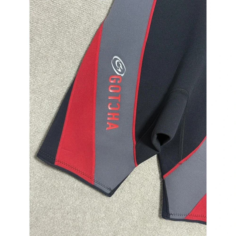 Gotcha Shorty Wetsuit Spring Suit Mens‎ Medium 2mm Neoprene Back Zip Black Red